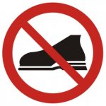 GB009 Zakaz wejścia w obuwiu zewnętrznym 